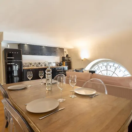 Lumiere Des Arenes - 2 - Wifi - Hypercentre Apartamento *