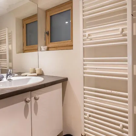 Lumiere Des Arenes - 2 - Wifi - Hypercentre Apartamento